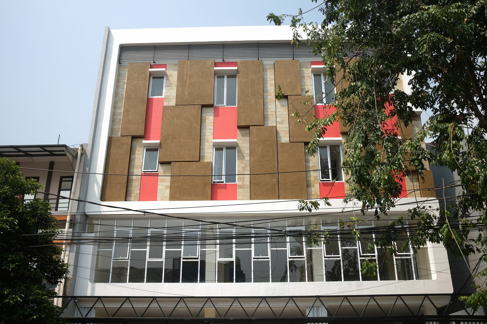 Reddoorz Plus Near Mall Ciputra Jakarta Buitenkant foto